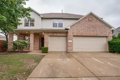 734 Crownpoint Court, Arlington, TX 76002 - Photo 2