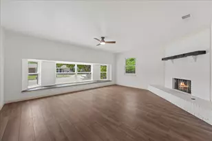2002 Shawnee St, Denton, TX 76209 - Photo 6