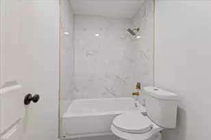 2002 Shawnee St, Denton, TX 76209 - Photo 16