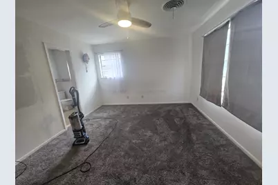 4208 Kingsbury Drive, Wichita Falls, TX 76309 - Photo 12