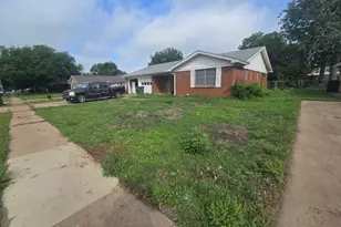 4208 Kingsbury Dr, Wichita Falls, TX 76309 - Photo 2