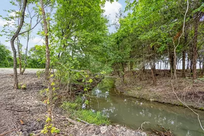 641 Jameson, Van Alstyne, TX 75495 - Photo 6