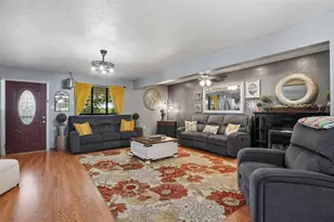 2182 Sunflower Rd, Paradise, TX 76073 - Photo 14