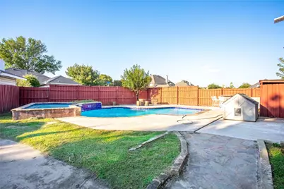 2044 Hillshire Drive, Lewisville, TX 75067 - Photo 34