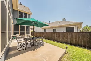 2215 Red Hawk Ln, Euless, TX 76039 - Photo 26