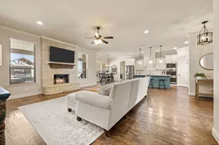 13310 McAllen Ln, Justin, TX 76247 - Photo 12