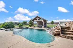 13310 McAllen Ln, Justin, TX 76247 - Photo 34