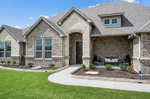 13310 McAllen Ln, Justin, TX 76247 - Photo 4
