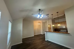 1010 Teresa Ct, Granbury, TX 76048 - Photo 4