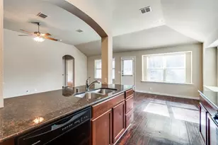 4920 Lemon Grove Dr, Fort Worth, TX 76135 - Photo 10