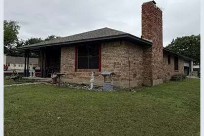 305 N Union, Whitesboro, TX 76273 - Photo 2