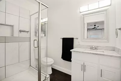535 Northside Avenue, Lewisville, TX 75057 - Photo 14
