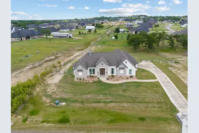 805 Wind River Pass, Azle, TX 76020 - Photo 2