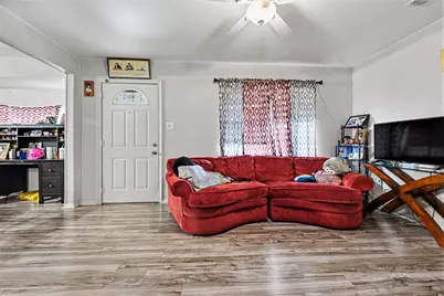 2889 Beasley Drive, Garland, TX 75041 - Photo 4