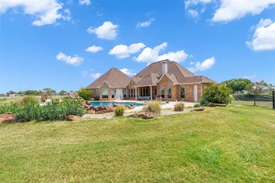 2300 Berend Road, Pilot Point, TX 76258 - Photo 2