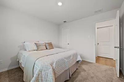 943 Buttercup Drive, Pilot Point, TX 76258 - Photo 28