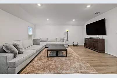 943 Buttercup Drive, Pilot Point, TX 76258 - Photo 20