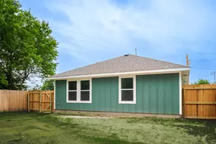 1333 E Palestine, Mexia, TX 76667 - Photo 4