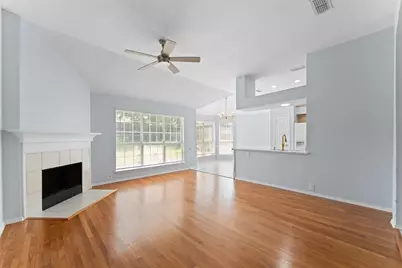 6903 Hawaii Lane, Arlington, TX 76016 - Photo 2