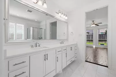 2425 Hunters Boulevard, Lewisville, TX 75056 - Photo 22