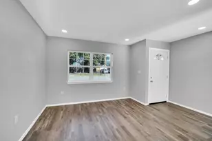 3450 Silverhill Dr, Dallas, TX 75241 - Photo 2