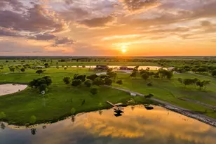 501 Alsdorf Rd, Ennis, TX 75119 - Photo 1