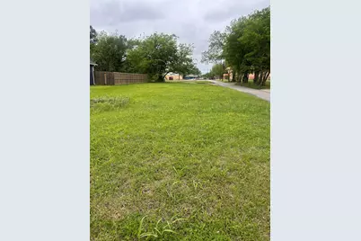 720 S Montgomery Street, Sherman, TX 75090 - Photo 1