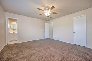 821 Timberoaks Dr, Azle, TX 76020 - Photo 20