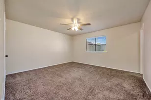 821 Timberoaks Dr, Azle, TX 76020 - Photo 18