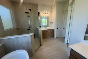 707 Water Side Dr, Van Alstyne, TX 75495 - Photo 10