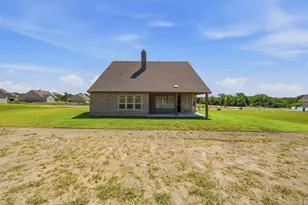707 Water Side Dr, Van Alstyne, TX 75495 - Photo 36