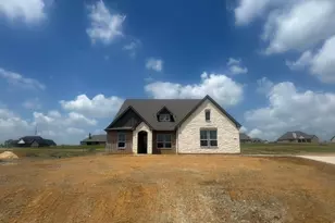 707 Water Side Dr, Van Alstyne, TX 75495 - Photo 1