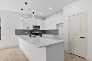 5105 Waterbury Ct, Granbury, TX 76048 - Photo 8
