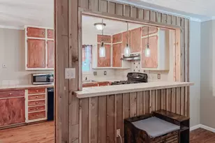 303 N 30th St, Corsicana, TX 75110 - Photo 6