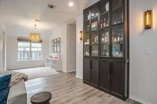 210 Willow Creek Dr, Weatherford, TX 76085 - Photo 6
