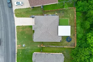 210 Willow Creek Dr, Weatherford, TX 76085 - Photo 34