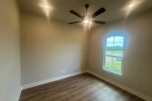 412 Indian Crk Rd, Van Alstyne, TX 75495 - Photo 6