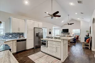 2521 Benbrook Blvd, Fort Worth, TX 76109 - Photo 14