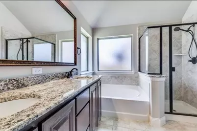 609 W North Creek Drive, Sherman, TX 75092 - Photo 4