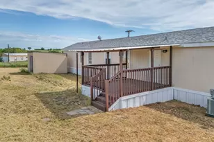 104 Layfield Ln, New Fairview, TX 76078 - Photo 16