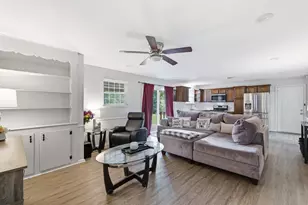 7004 Marilyn Ln, North Richland Hills, TX 76180 - Photo 14