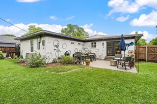 8852 Larchwood Dr, Dallas, TX 75238 - Photo 24