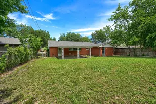 1306 Carroll Dr, Garland, TX 75041 - Photo 12