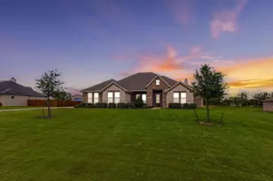 266 Odell Rd, Springtown, TX 76082 - Photo 1