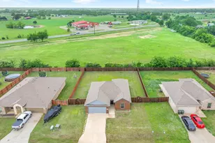 2422 Abigail Ln, Mabank, TX 75147 - Photo 34