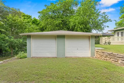 1236 S Brazos Street, Weatherford, TX 76086 - Photo 22