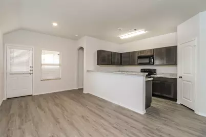 7405 Skylight Drive, Fort Worth, TX 76112 - Photo 2