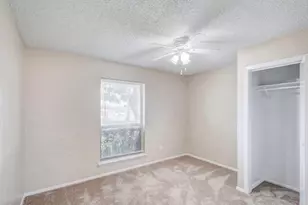 2101 Deerfield Dr, Carrollton, TX 75007 - Photo 16