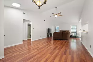 4212 Glen Pines Dr, Arlington, TX 76016 - Photo 10