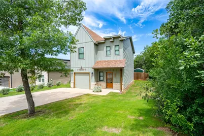 924 Arkansas River Drive, Granbury, TX 76048 - Photo 2